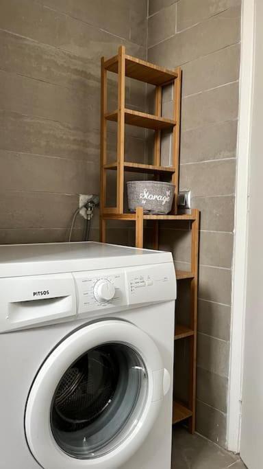 Beautiful Apartment Next To Metro Station Ateny Zewnętrze zdjęcie