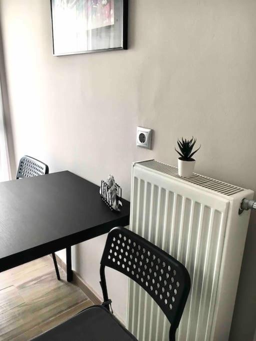 Beautiful Apartment Next To Metro Station Ateny Zewnętrze zdjęcie